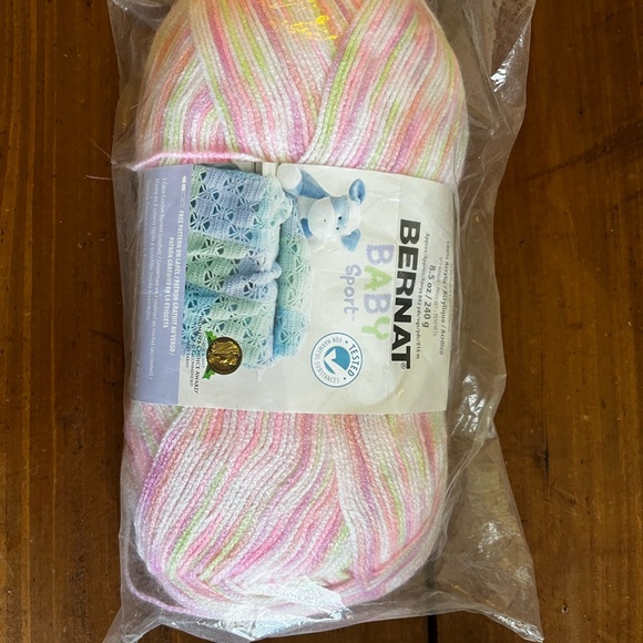 Bernat Multi-Color Yarn Set - Picture 6 of 6